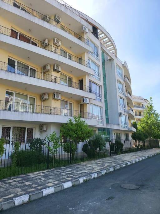 Луксозен Апартамент Срещу Какао Σάνι Μπιτς Εξωτερικό φωτογραφία